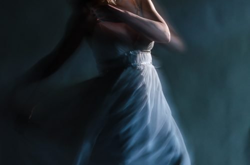 studio woman portrait