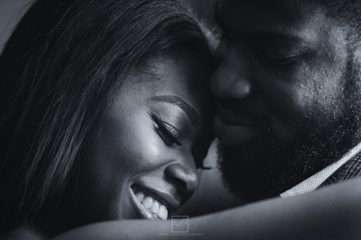 engagement session in 47 Park Street Marriott Grand Residenc, London