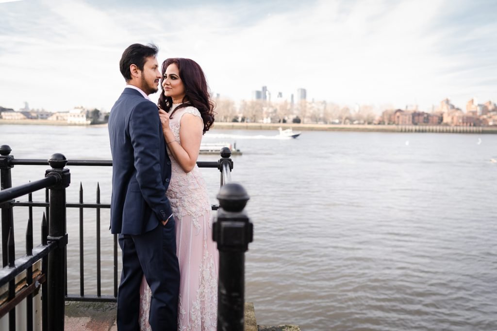 Greenwich pre-wedding photo shoot
