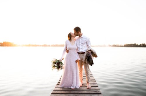 Sesja ślubna plenerowa nad jeziorem Białym