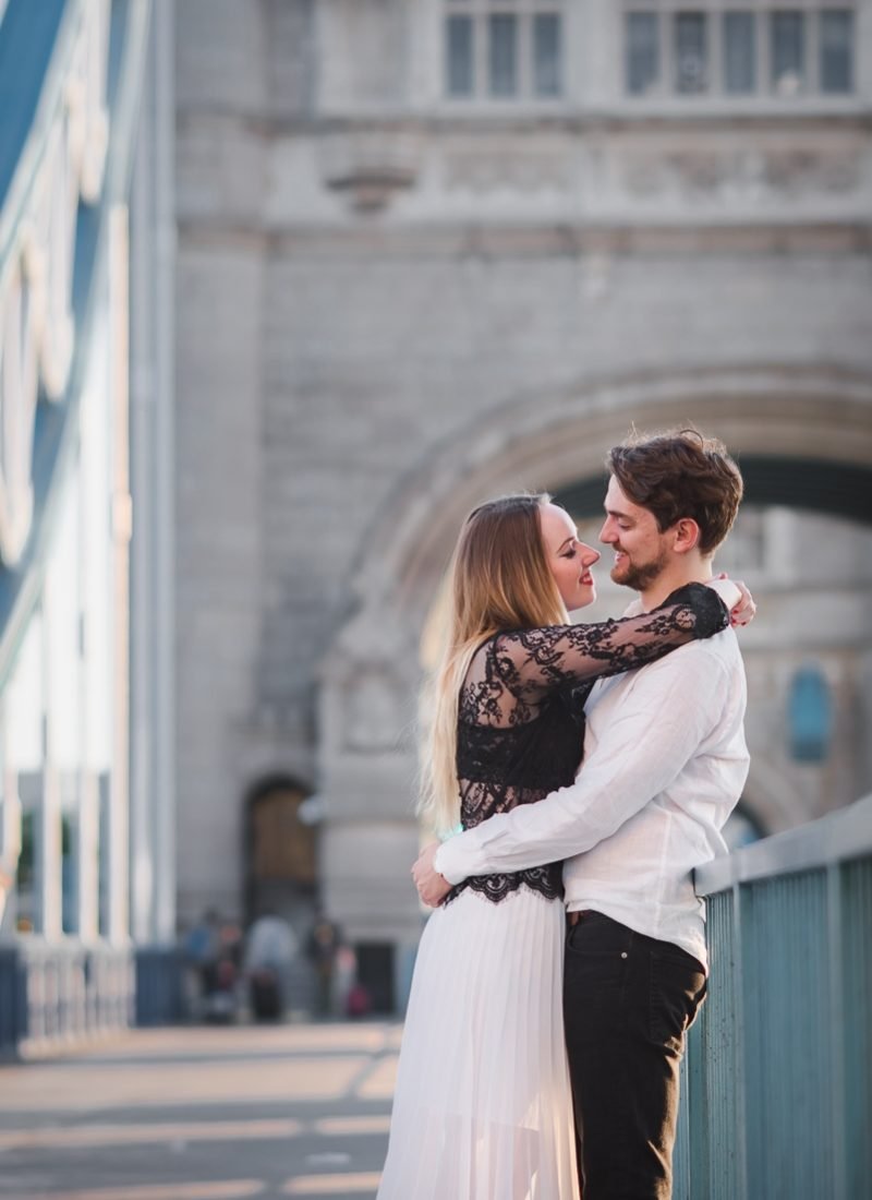 Romantic Tower Bridge London Engagement shoot-21